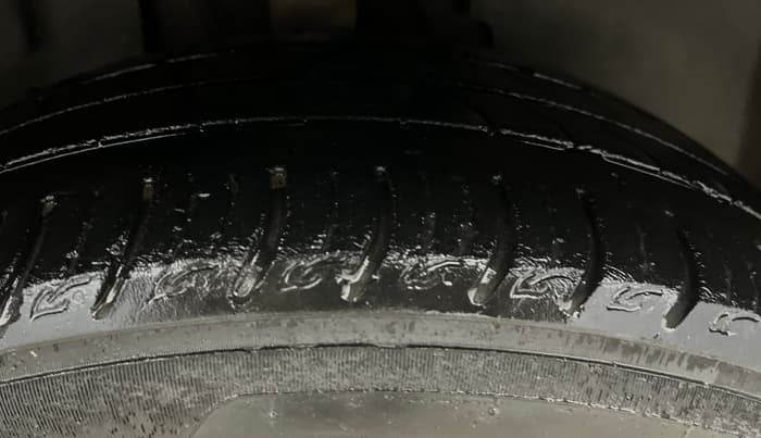 2022 Tata ALTROZ XT PETROL, Petrol, Manual, 72,429 km, Right Front Tyre Tread