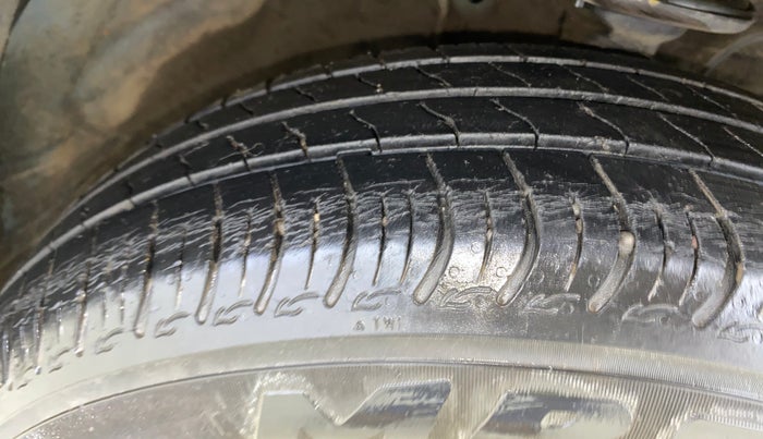 2019 Maruti S PRESSO VXI+, Petrol, Manual, 32,316 km, Right Front Tyre Tread