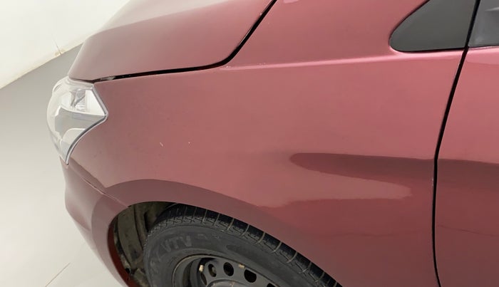 2014 Maruti Ciaz VDI, Diesel, Manual, 86,623 km, Left fender - Slightly dented