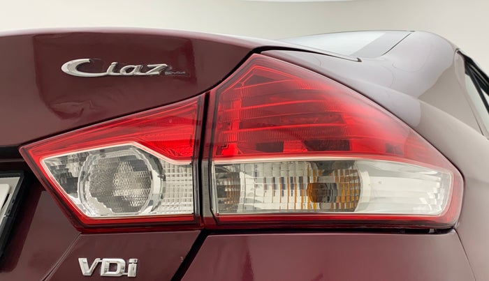 2014 Maruti Ciaz VDI, Diesel, Manual, 86,623 km, Right tail light - Minor damage