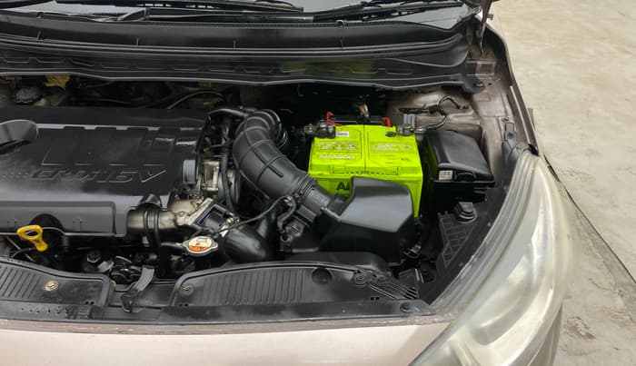 2013 Hyundai i20 MAGNA 1.4 CRDI, Diesel, Manual, 1,12,243 km, Engine View - Left
