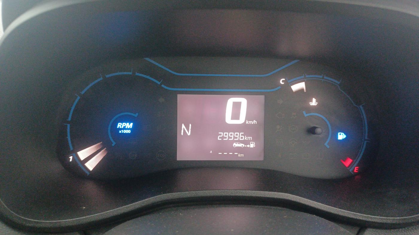 2021 Renault Kwid RXT 1.0 AMT (O), Petrol, Automatic, 29,995 km, Odometer Image