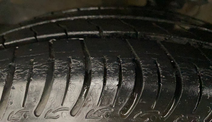 2021 Maruti S PRESSO VXI AMT, Petrol, Automatic, 39,734 km, Left Front Tyre Tread