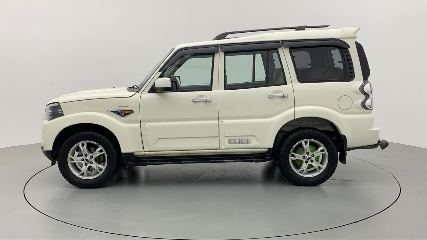 2015 Mahindra Scorpio S8, Diesel, Manual, 60,362 km, Left Side
