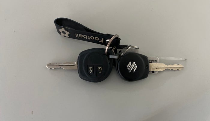 2020 Maruti Baleno DELTA PETROL 1.2, Petrol, Manual, 41,236 km, Key Close Up