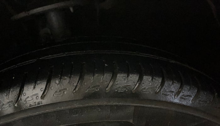 2020 Maruti Baleno DELTA PETROL 1.2, Petrol, Manual, 41,236 km, Left Front Tyre Tread