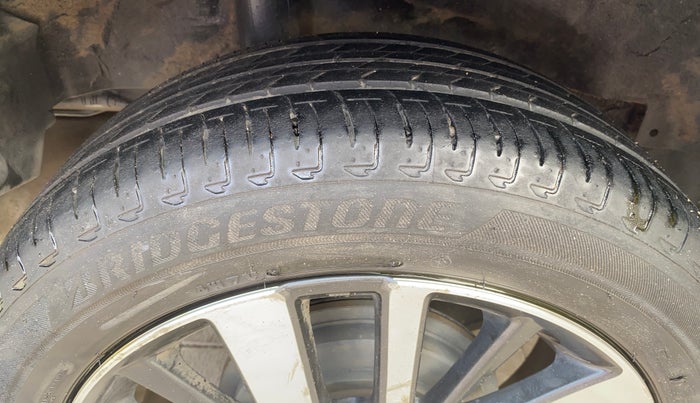 2022 Honda City 1.5L I-VTEC ZX CVT, Petrol, Automatic, 41,540 km, Right Rear Tyre Tread