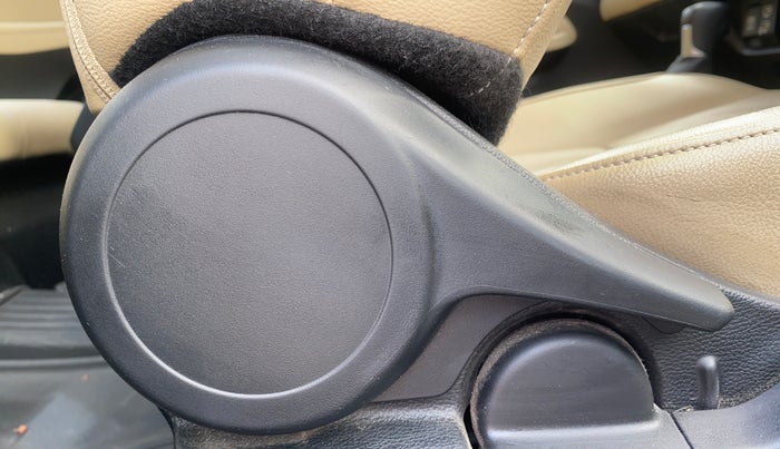 2022 Honda City 1.5L I-VTEC ZX CVT, Petrol, Automatic, 41,540 km, Driver Side Adjustment Panel