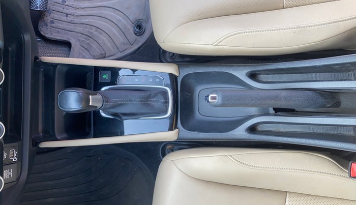 2022 Honda City 1.5L I-VTEC ZX CVT, Petrol, Automatic, 41,540 km, Gear Lever