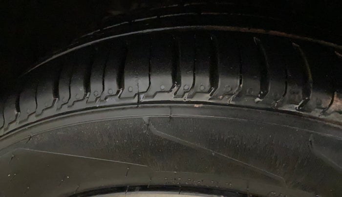 2018 Tata TIGOR XZ PETROL, Petrol, Manual, 54,482 km, Left Front Tyre Tread