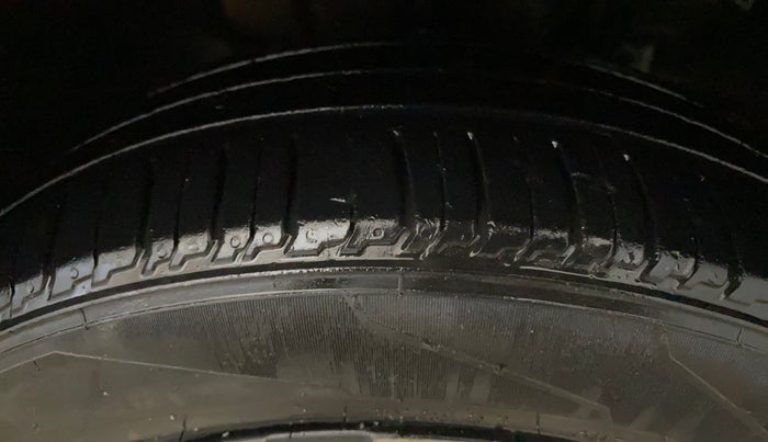 2018 Tata TIGOR XZ PETROL, Petrol, Manual, 54,482 km, Right Front Tyre Tread