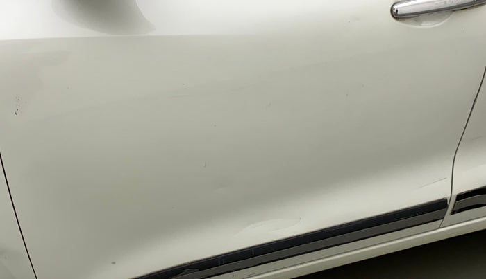 2018 Maruti Swift VXI, Petrol, Manual, 57,941 km, Front passenger door - Slightly dented