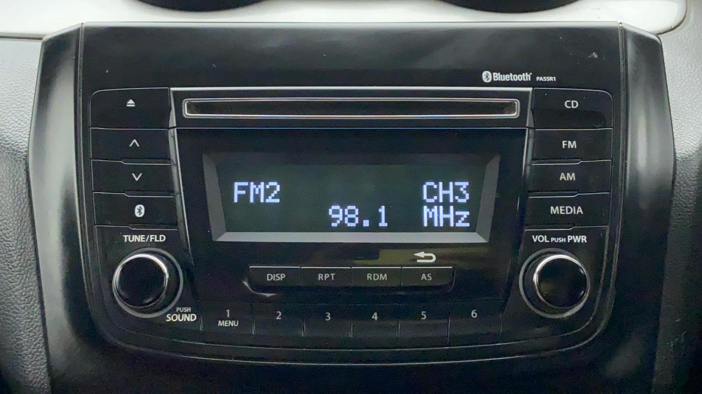2018 Maruti Swift VXI, Petrol, Manual, 57,941 km, Infotainment System