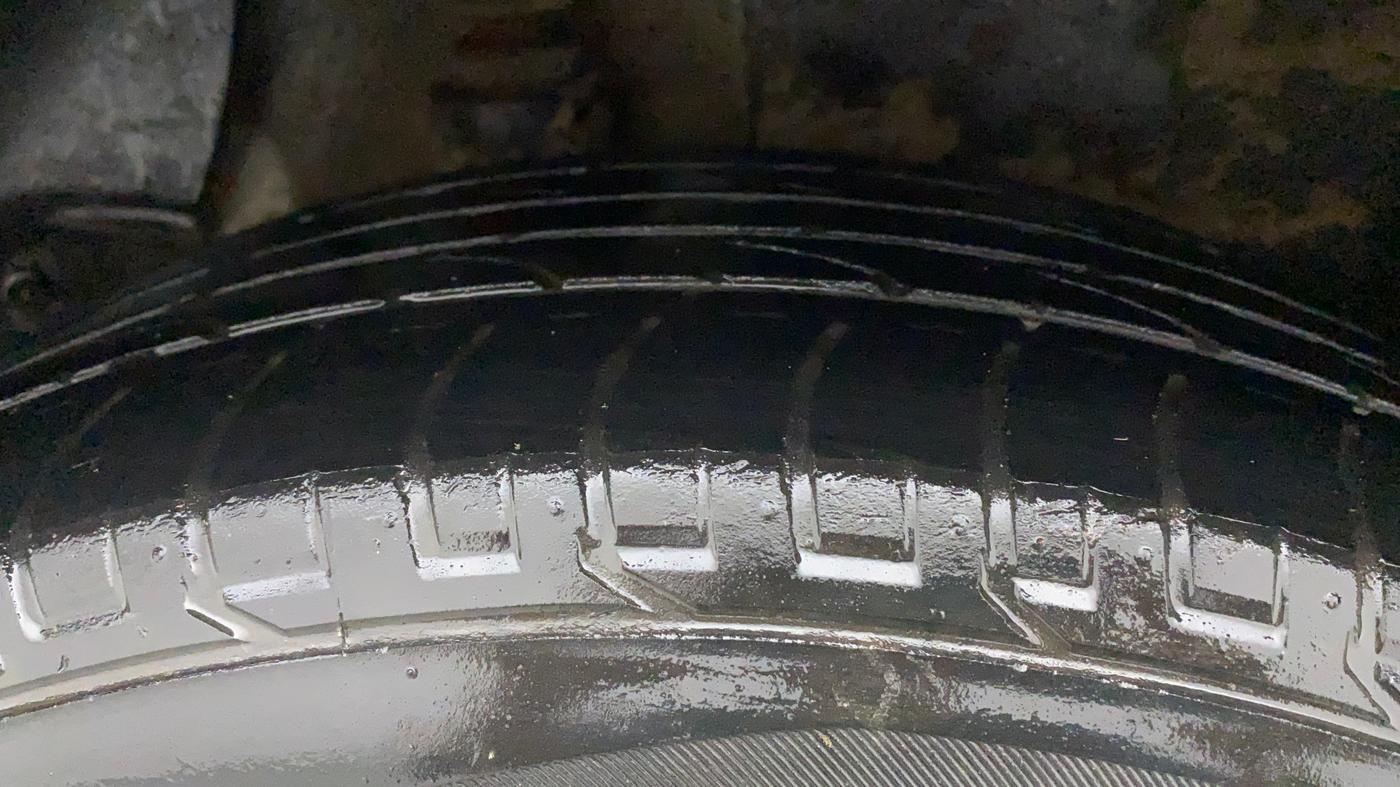 2016 Hyundai Creta SX PLUS AT 1.6 PETROL, Petrol, Automatic, 77,051 km, Right Rear Tyre Tread