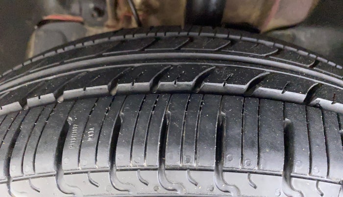 2019 Tata Tiago XZA 1.2 REVOTRON, Petrol, Automatic, 39,417 km, Left Front Tyre Tread