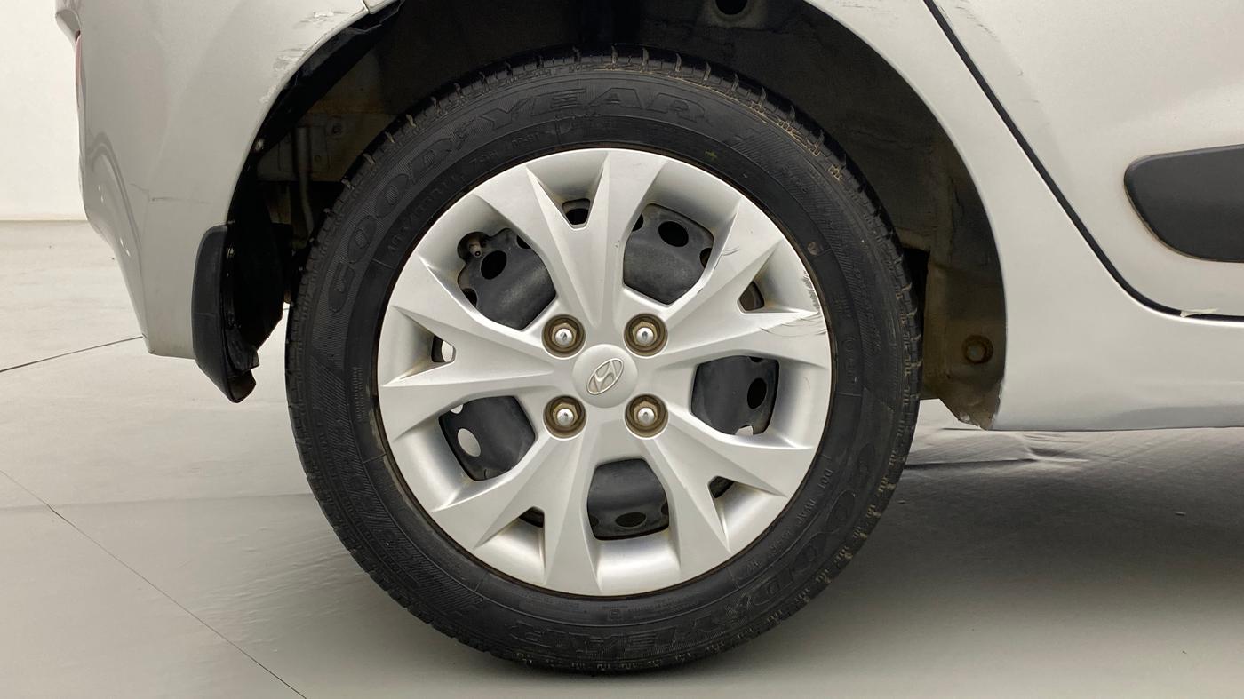 2014 Hyundai Grand i10 SPORTZ 1.2 KAPPA VTVT, Petrol, Manual, 48,507 km, Right Rear Wheel