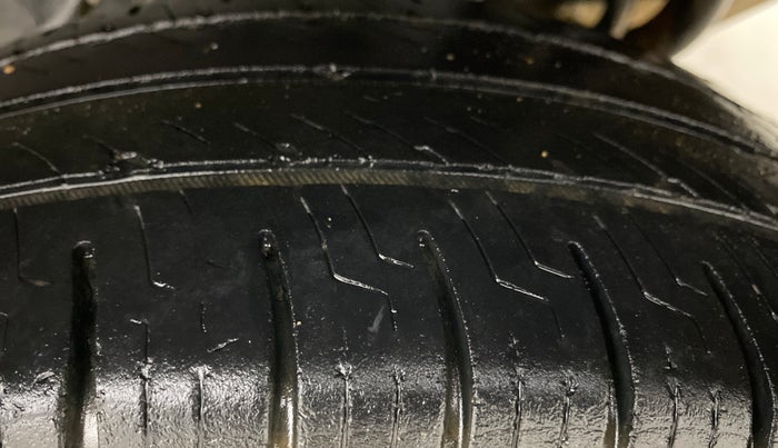 2017 Datsun Go Plus ANNIVERSARY EDITION, Petrol, Manual, 1,43,798 km, Left Rear Tyre Tread