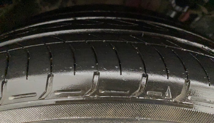 2019 Honda Civic ZX CVT PETROL, Petrol, Automatic, 14,466 km, Right Rear Tyre Tread