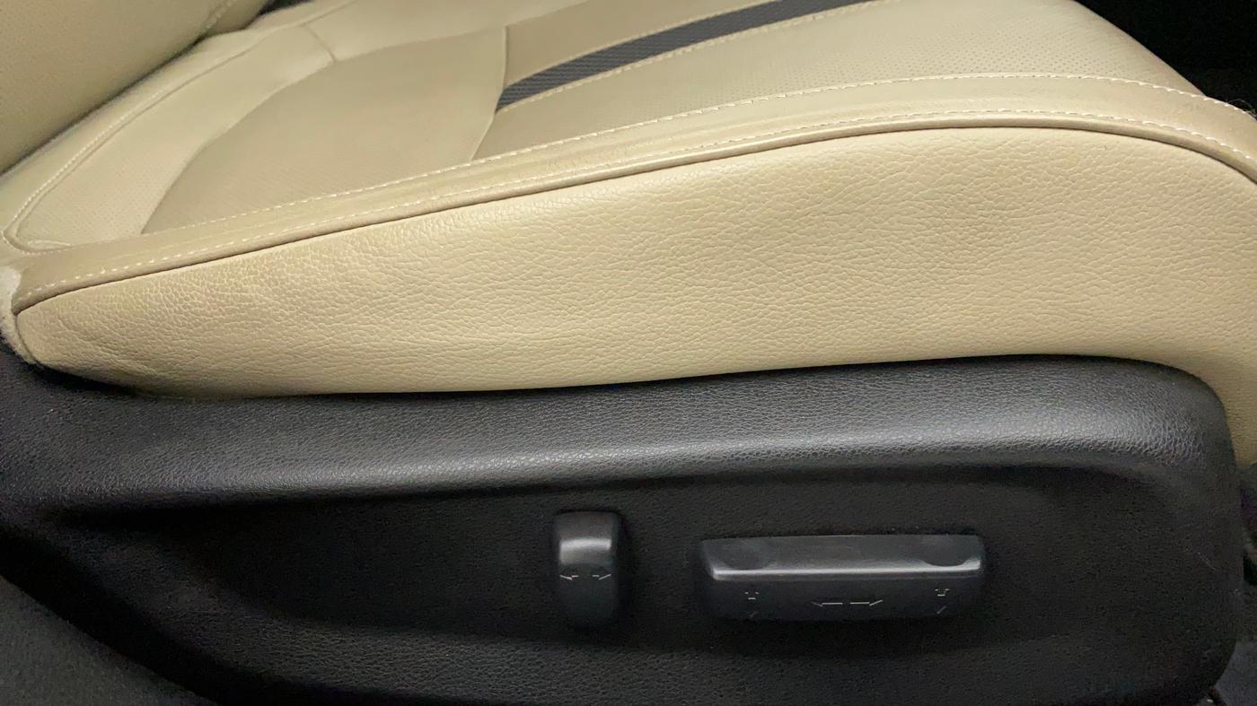 2019 Honda Civic ZX CVT PETROL, Petrol, Automatic, 14,466 km, Driver Side Adjustment Panel
