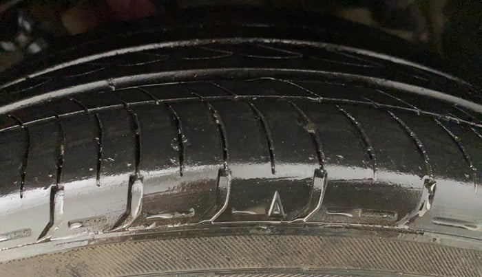 2019 Honda Civic ZX CVT PETROL, Petrol, Automatic, 14,466 km, Left Front Tyre Tread
