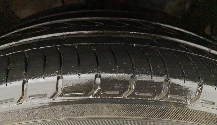 2019 Honda Civic ZX CVT PETROL, Petrol, Automatic, 14,466 km, Right Front Tyre Tread