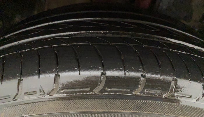 2019 Honda Civic ZX CVT PETROL, Petrol, Automatic, 14,466 km, Left Rear Tyre Tread