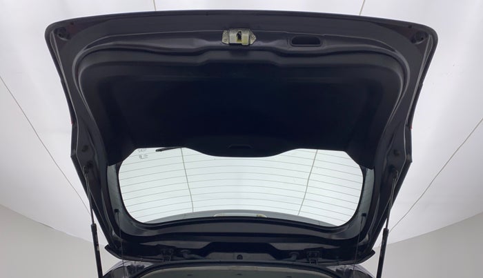 2020 Maruti Vitara Brezza ZXI+ AT SHVS, Petrol, Automatic, 14,149 km, Boot Door Open