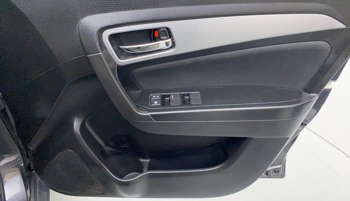 2020 Maruti Vitara Brezza ZXI+ AT SHVS, Petrol, Automatic, 14,149 km, Driver Side Door Panels Control
