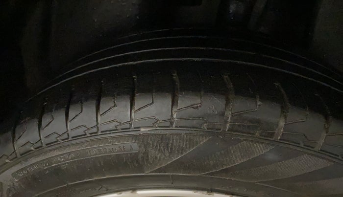 2018 Jeep Compass LIMITED 1.4 PETROL AT, Petrol, Automatic, 51,706 km, Left Rear Tyre Tread