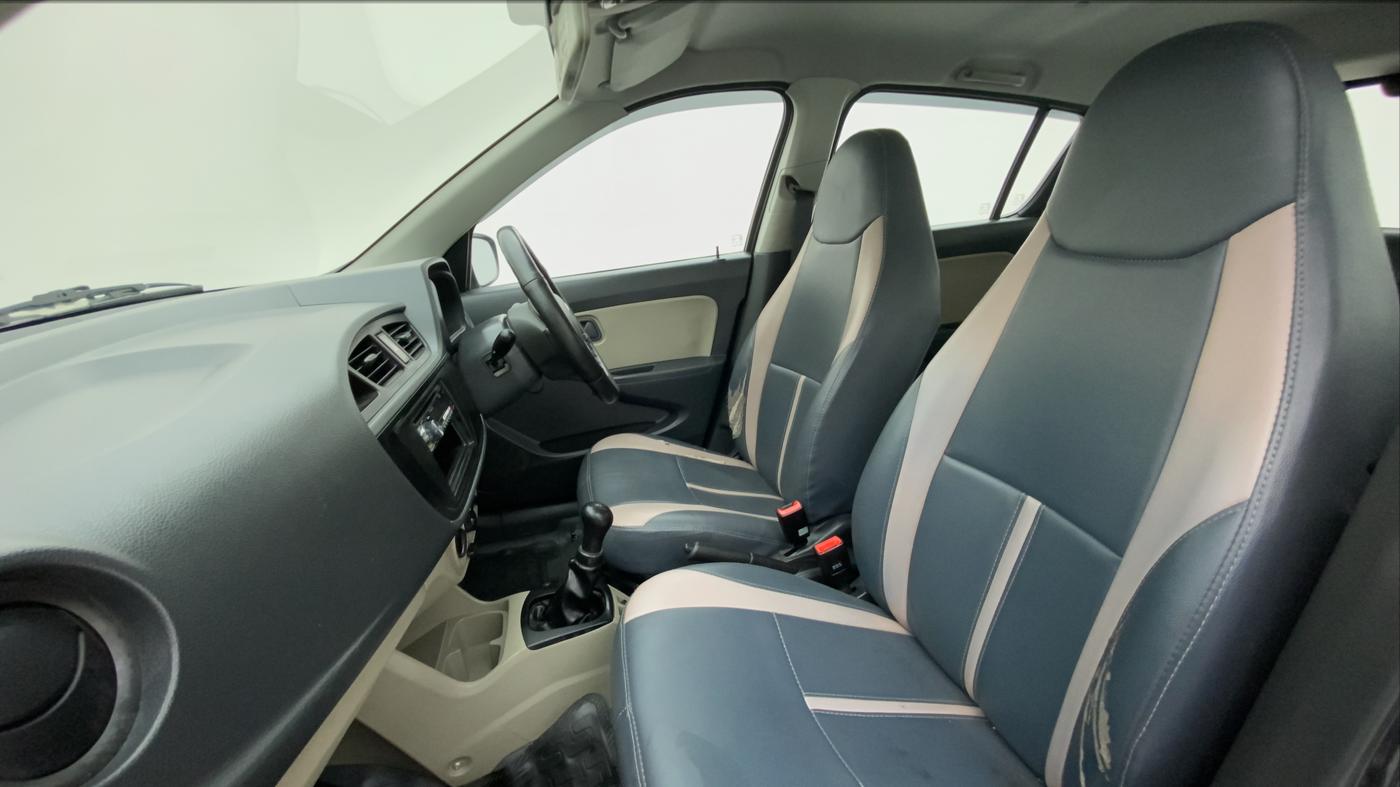 2016 Maruti Alto K10 LXI CNG, CNG, Manual, 39,639 km, Right Side Front Door Cabin
