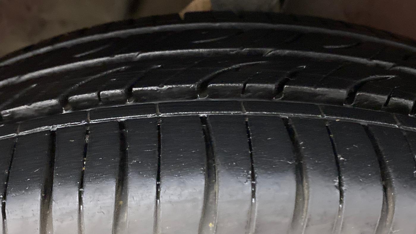 2017 Maruti Alto K10 VXI (O) AMT, Petrol, Automatic, 44,157 km, Right Front Tyre Tread