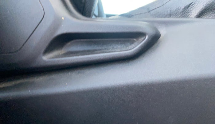 2020 Tata Tiago XT PETROL, Petrol, Manual, 15,507 km, Driver Side Adjustment Panel