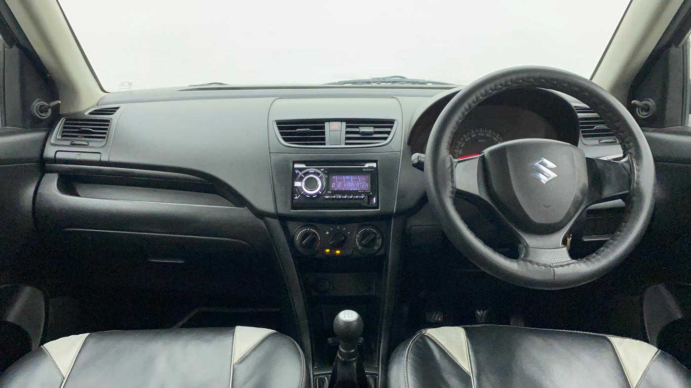 2013 Maruti Swift LXI, Petrol, Manual, 76,814 km, Dashboard