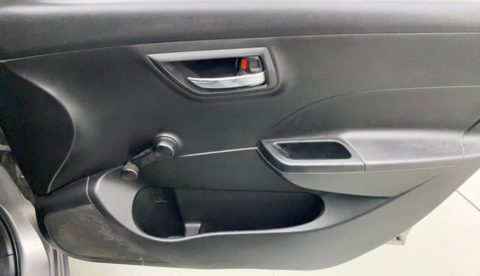 2013 Maruti Swift LXI, Petrol, Manual, 76,814 km, Driver Side Door Panels Control