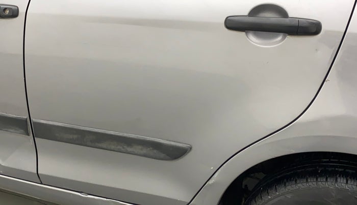 2013 Maruti Swift LXI, Petrol, Manual, 76,814 km, Rear left door - Minor scratches