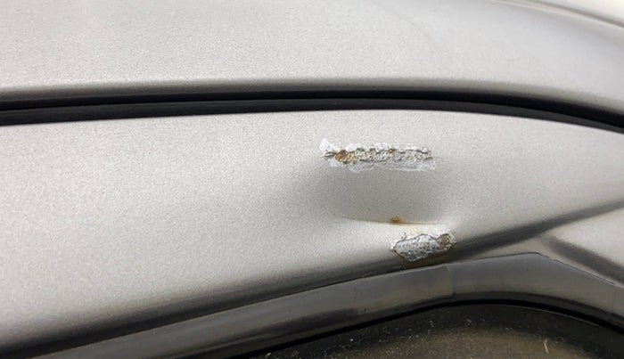 2013 Maruti Swift LXI, Petrol, Manual, 76,814 km, Driver-side door - Slightly rusted