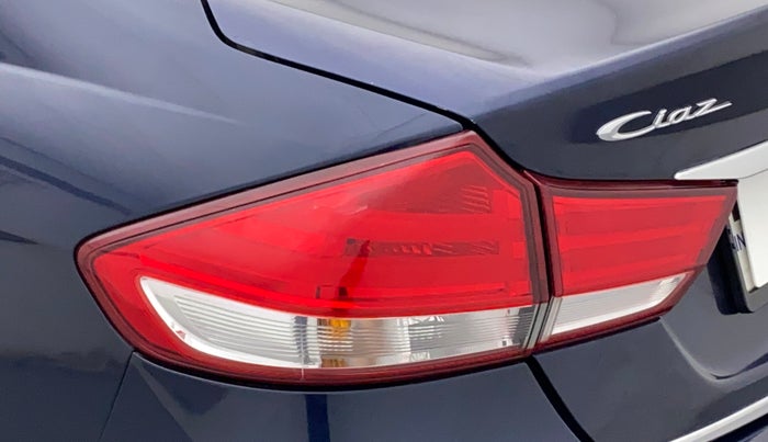 2022 Maruti Ciaz ALPHA  AT 1.5 SHVS PETROL, Petrol, Automatic, 36,014 km, Left tail light - Minor damage