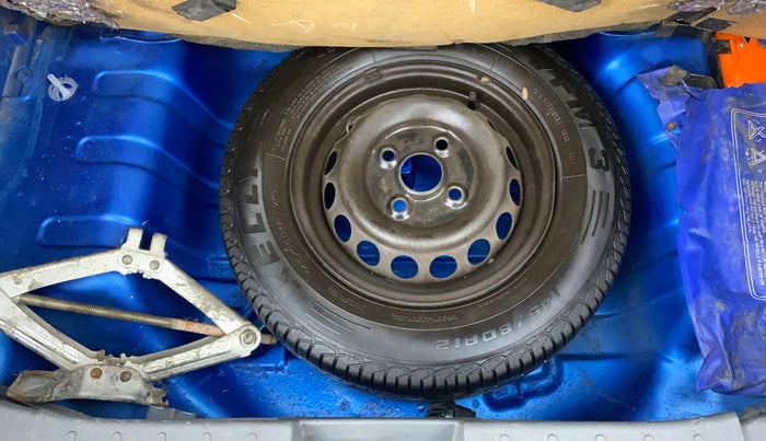 2016 Maruti Alto 800 LXI, Petrol, Manual, 49,557 km, Spare Tyre