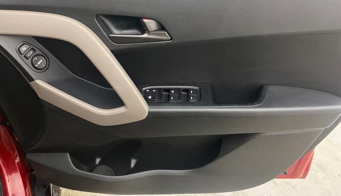 2016 Hyundai Creta SX PLUS 1.6 DIESEL, Diesel, Manual, 54,426 km, Driver Side Door Panels Control