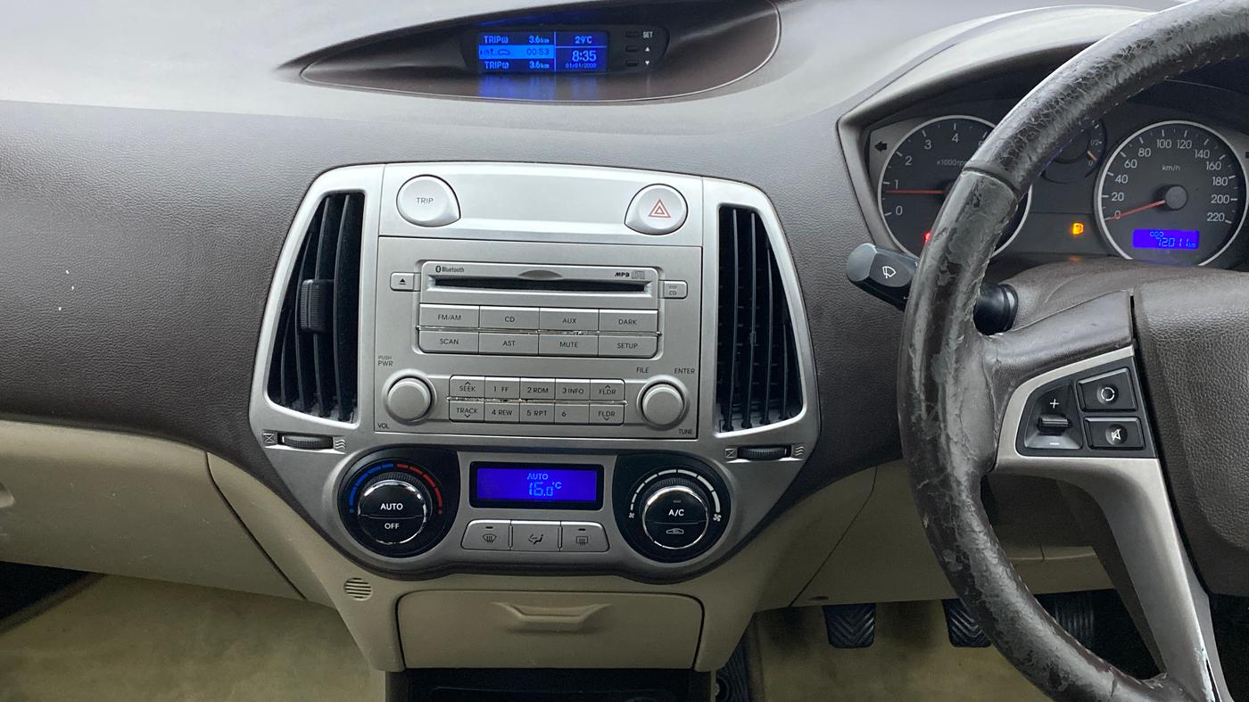 2012 Hyundai i20 SPORTZ 1.2 VTVT, Petrol, Manual, 71,728 km, Air Conditioner