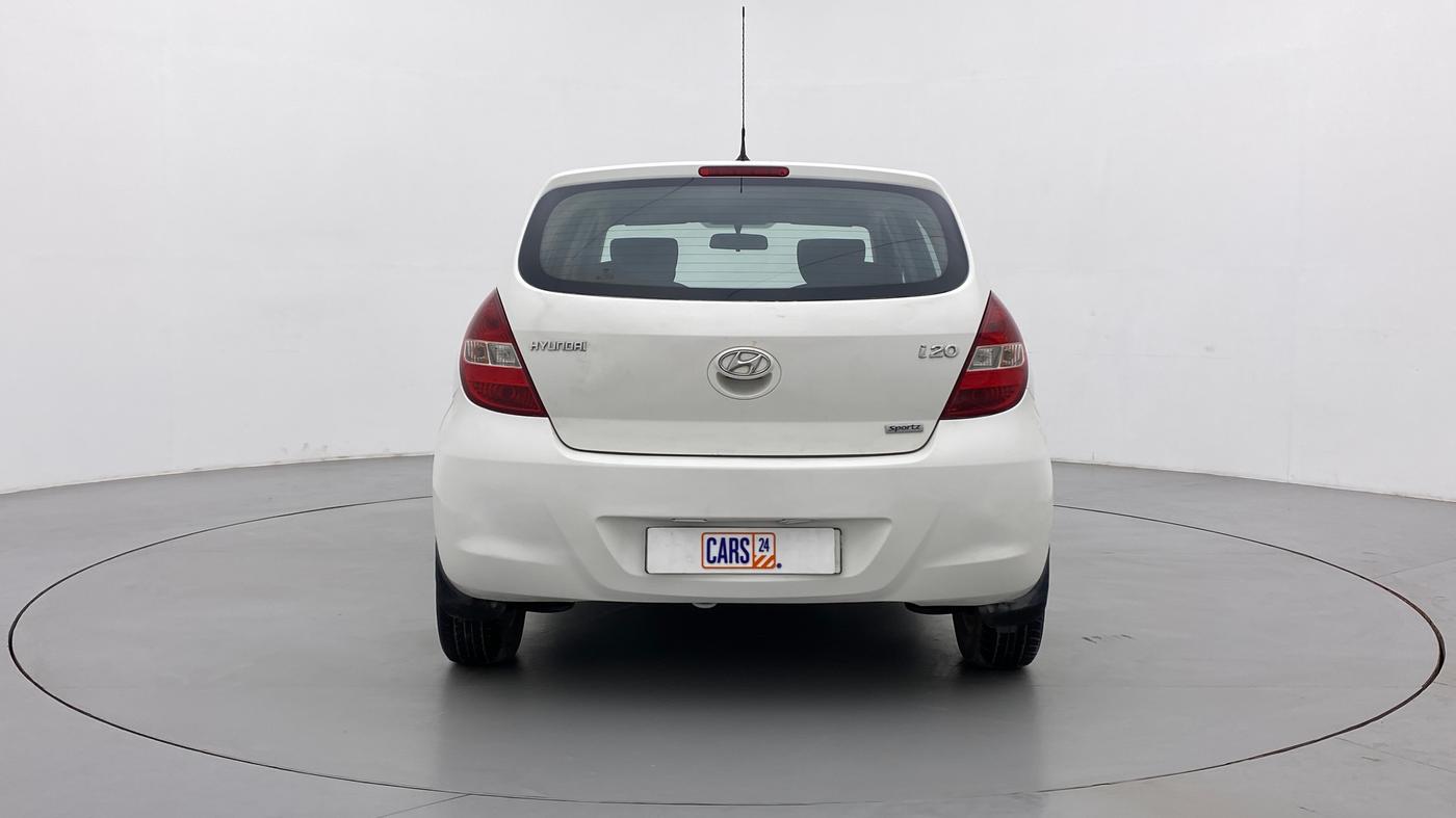 2012 Hyundai i20 SPORTZ 1.2 VTVT, Petrol, Manual, 71,728 km, Back/Rear