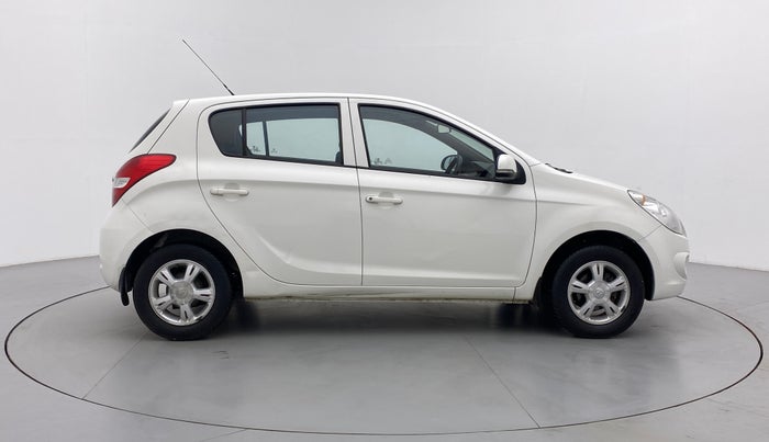 2012 Hyundai i20 SPORTZ 1.2 VTVT, Petrol, Manual, 71,728 km, Right Side View