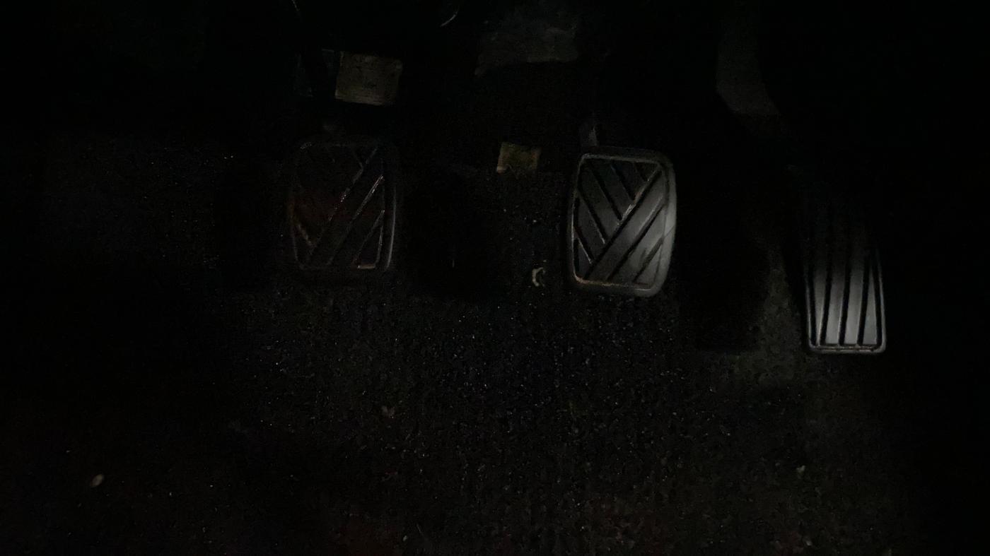 2022 Maruti Vitara Brezza VXI, Petrol, Manual, 1,43,353 km, Pedals
