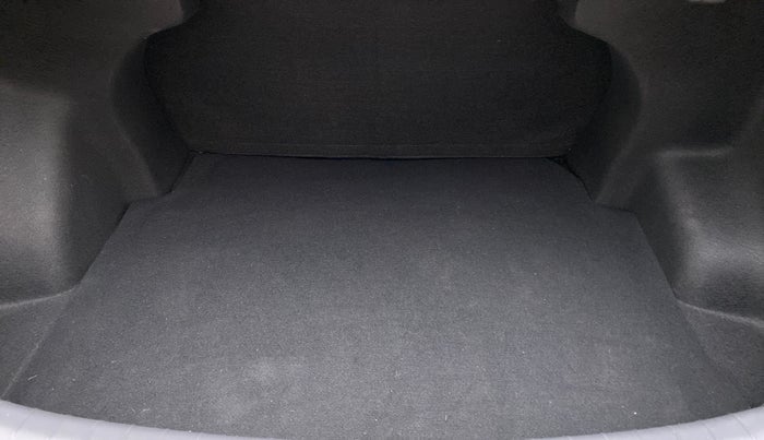 2021 Hyundai AURA SX 1.2 (O), Petrol, Manual, 4,162 km, Boot Inside