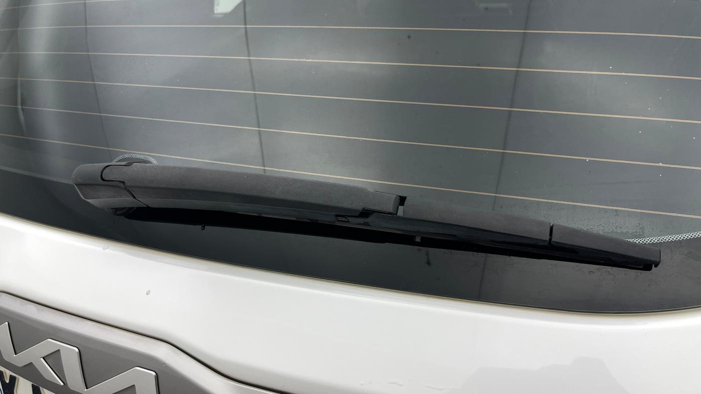 2023 KIA SELTOS HTK PLUS 1.5 DIESEL IMT, Diesel, Manual, 39,378 km, Rear Wiper