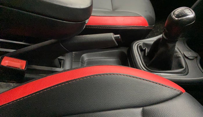2021 Skoda Rapid ACTIVE 1.0 TSI, Petrol, Manual, 48,148 km, Gear Lever
