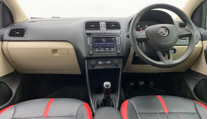 2021 Skoda Rapid ACTIVE 1.0 TSI, Petrol, Manual, 48,148 km, Dashboard