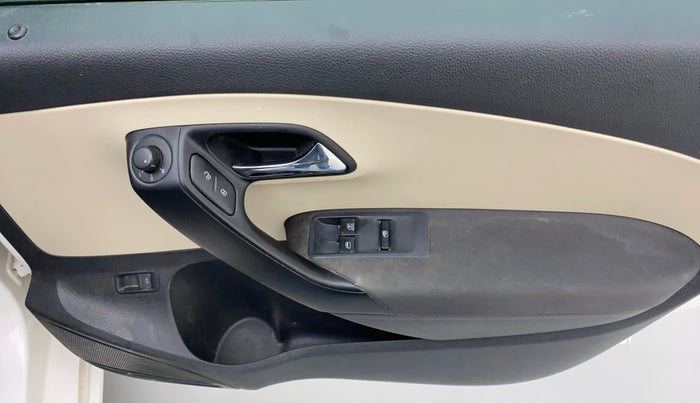 2021 Skoda Rapid ACTIVE 1.0 TSI, Petrol, Manual, 48,148 km, Driver Side Door Panels Control