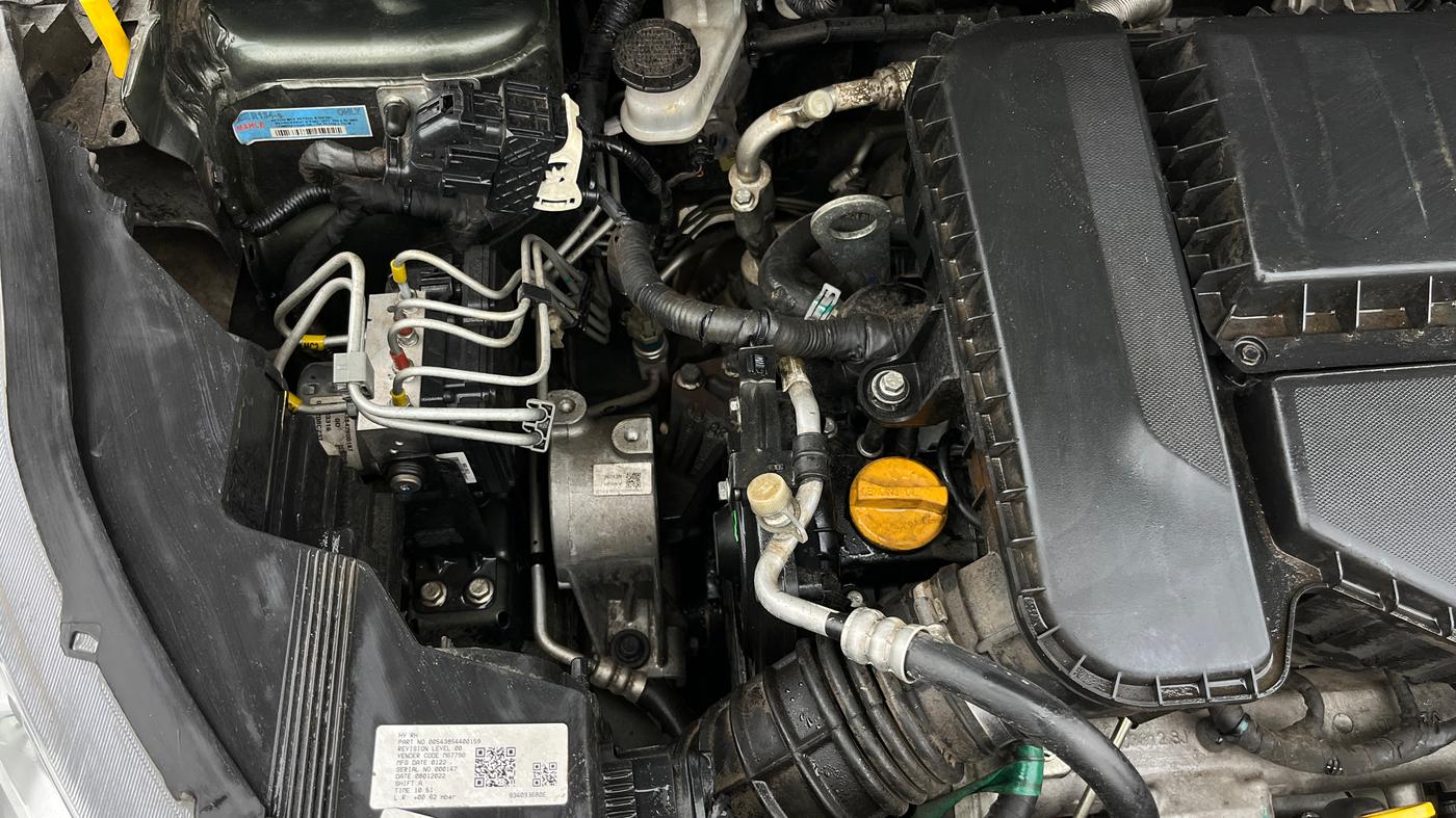 2022 Tata NEXON XZ PLUS DIESEL SUNROOF, Diesel, Manual, 1,13,927 km, Engine View - Right