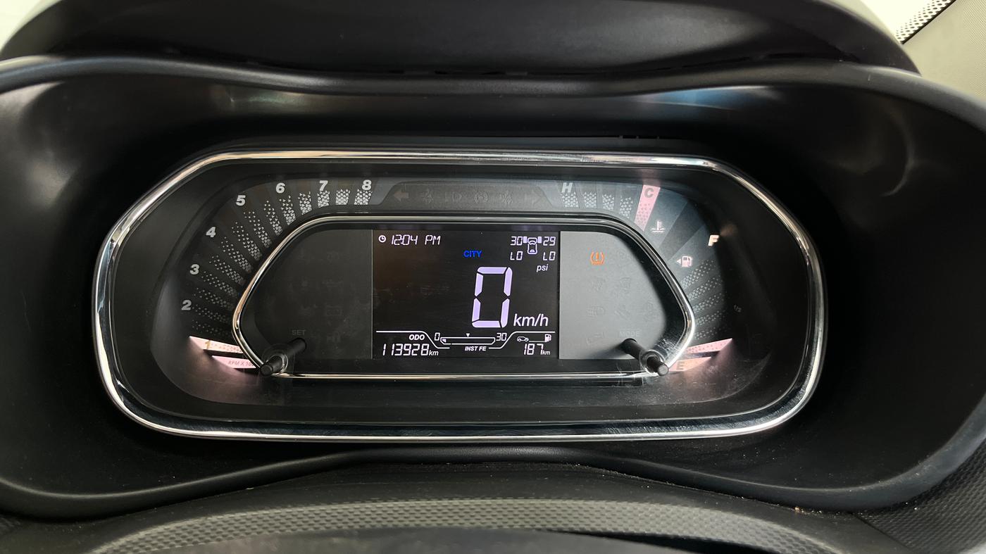 2022 Tata NEXON XZ PLUS DIESEL SUNROOF, Diesel, Manual, 1,13,927 km, Odometer Image
